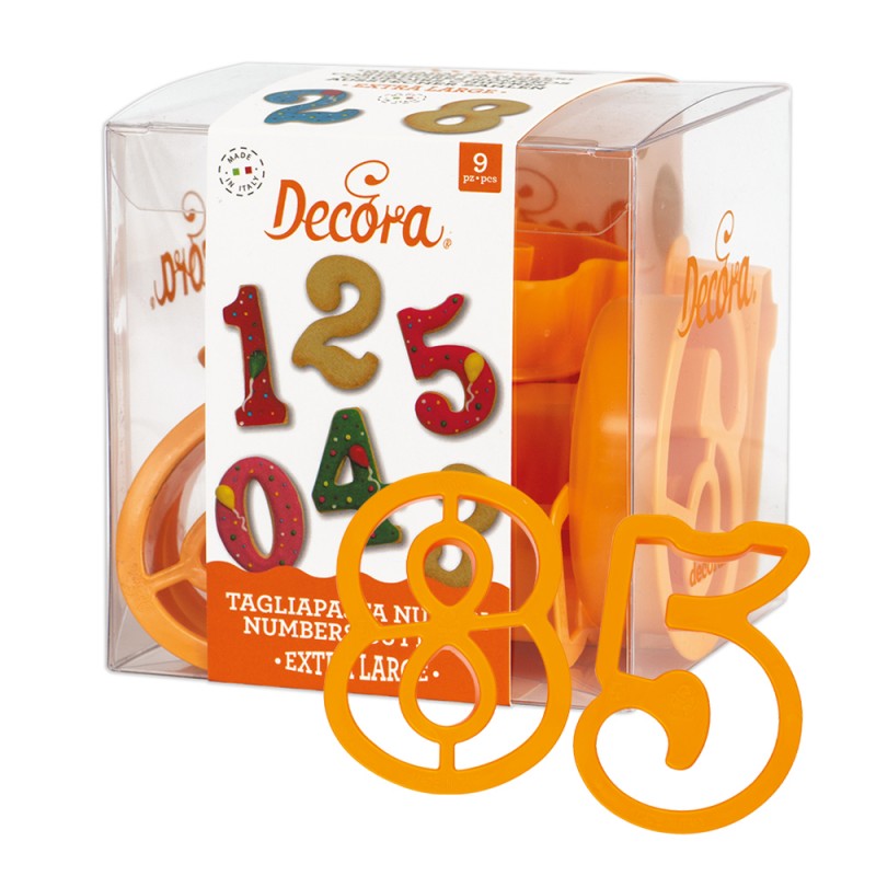 SET 9 TAGLIAPASTA NUMERI GIGANTI DECORA